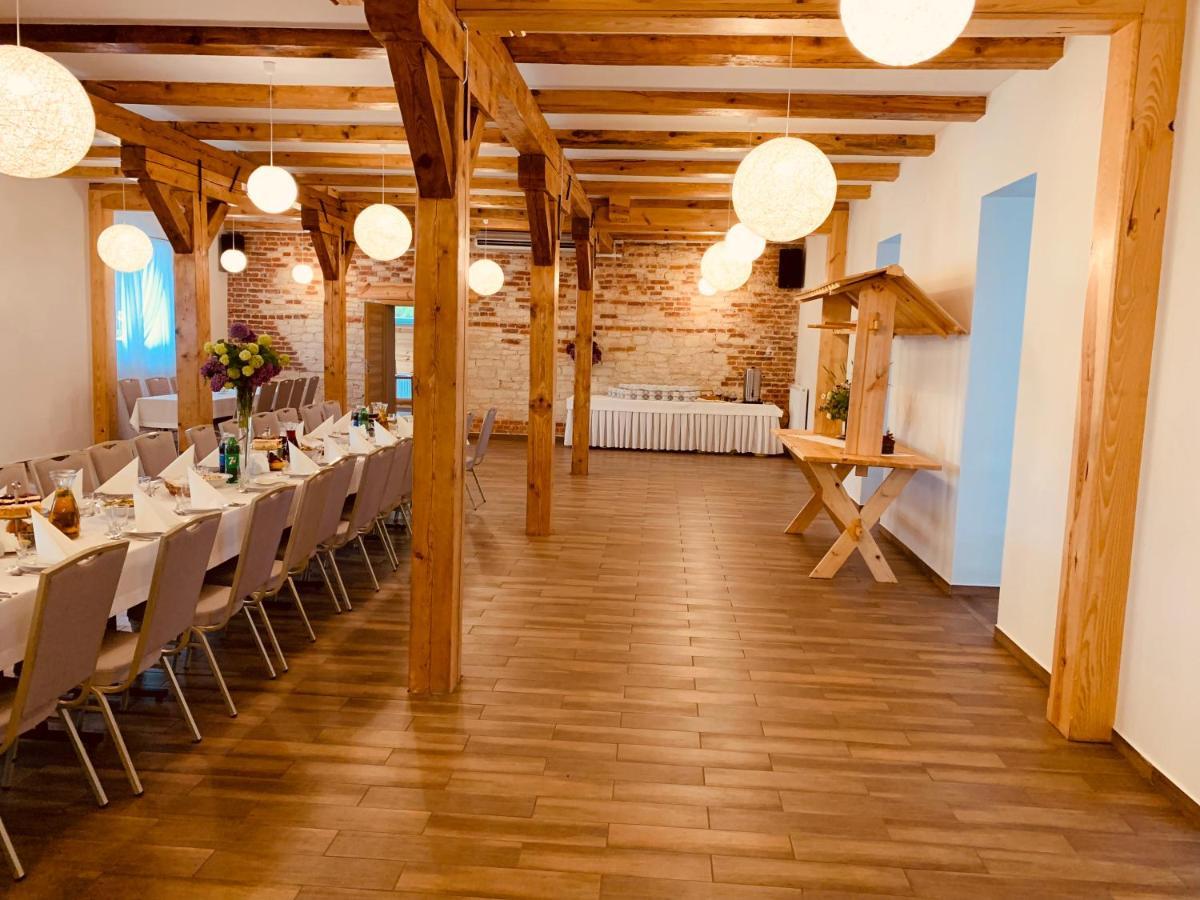 Arka Agroturyska Villa Kosin Ngoại thất bức ảnh